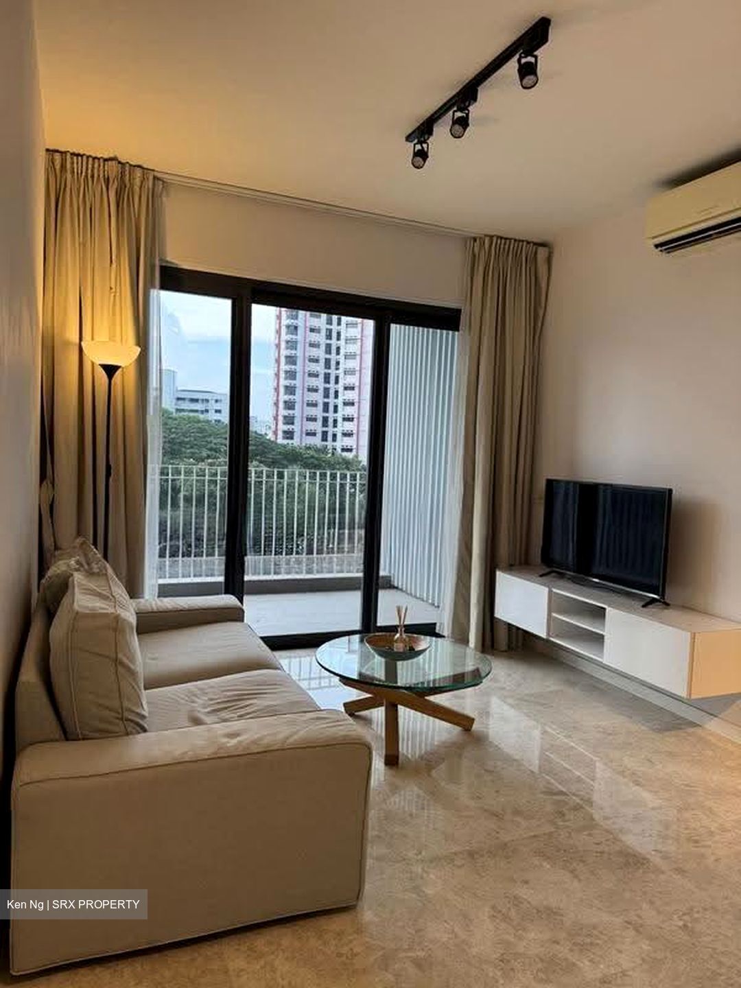 The Lakefront Residences (D22), Condominium #606890281
